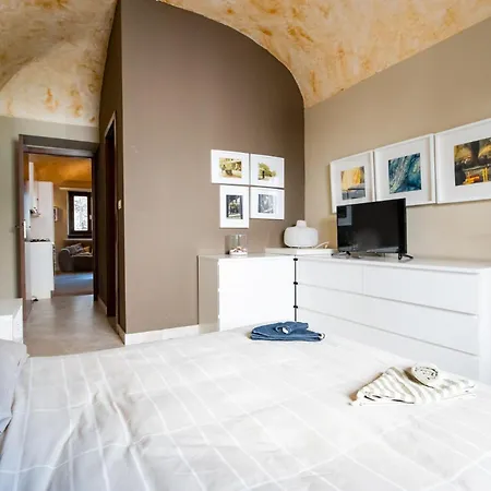 Apartment Calandra House - In The Center Turin