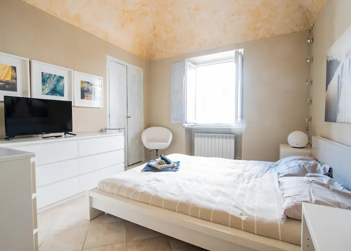 Calandra House - In The Center * Turin